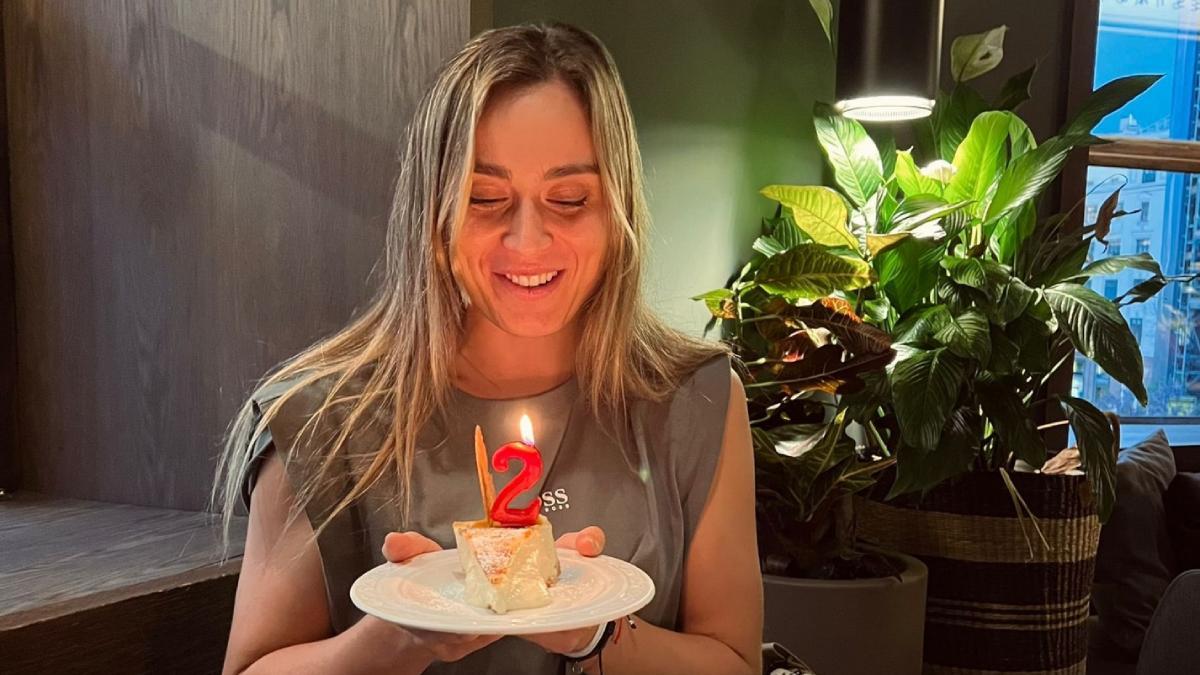 Paula Badosa celebró el número dos con una vela conmemorativa