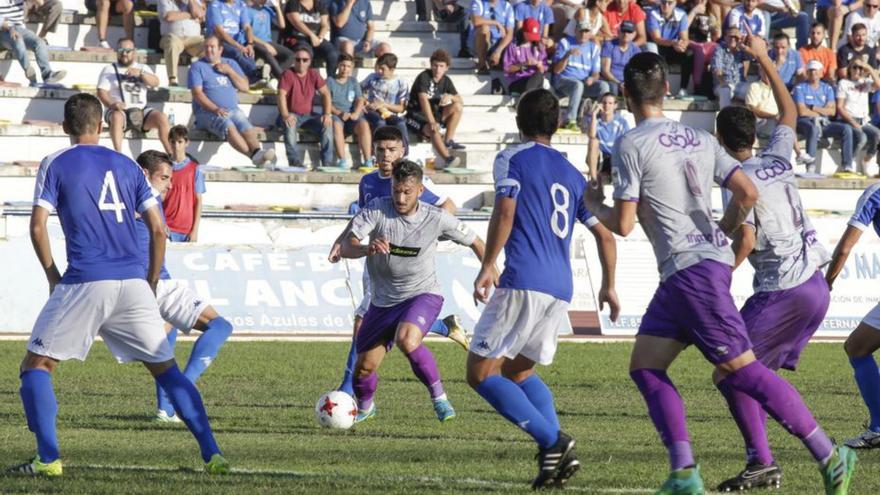 Visita del Real Murcia al campo del San Fernando en 2017.