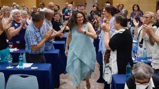 Oltra se declara fan de Rufián