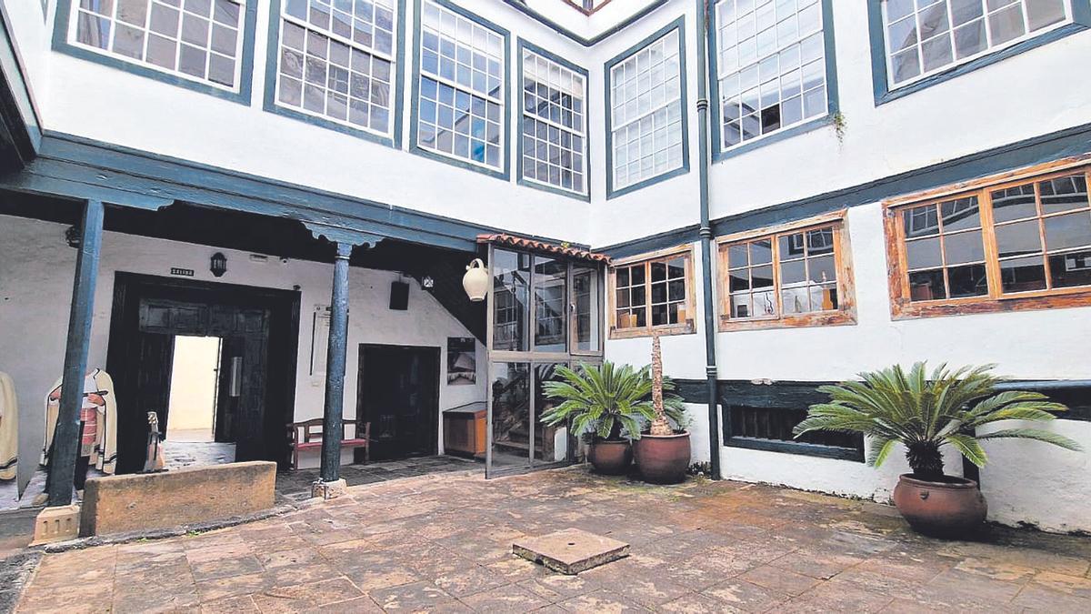 Patio principal de la Casa Museo de Los Sabandeños.