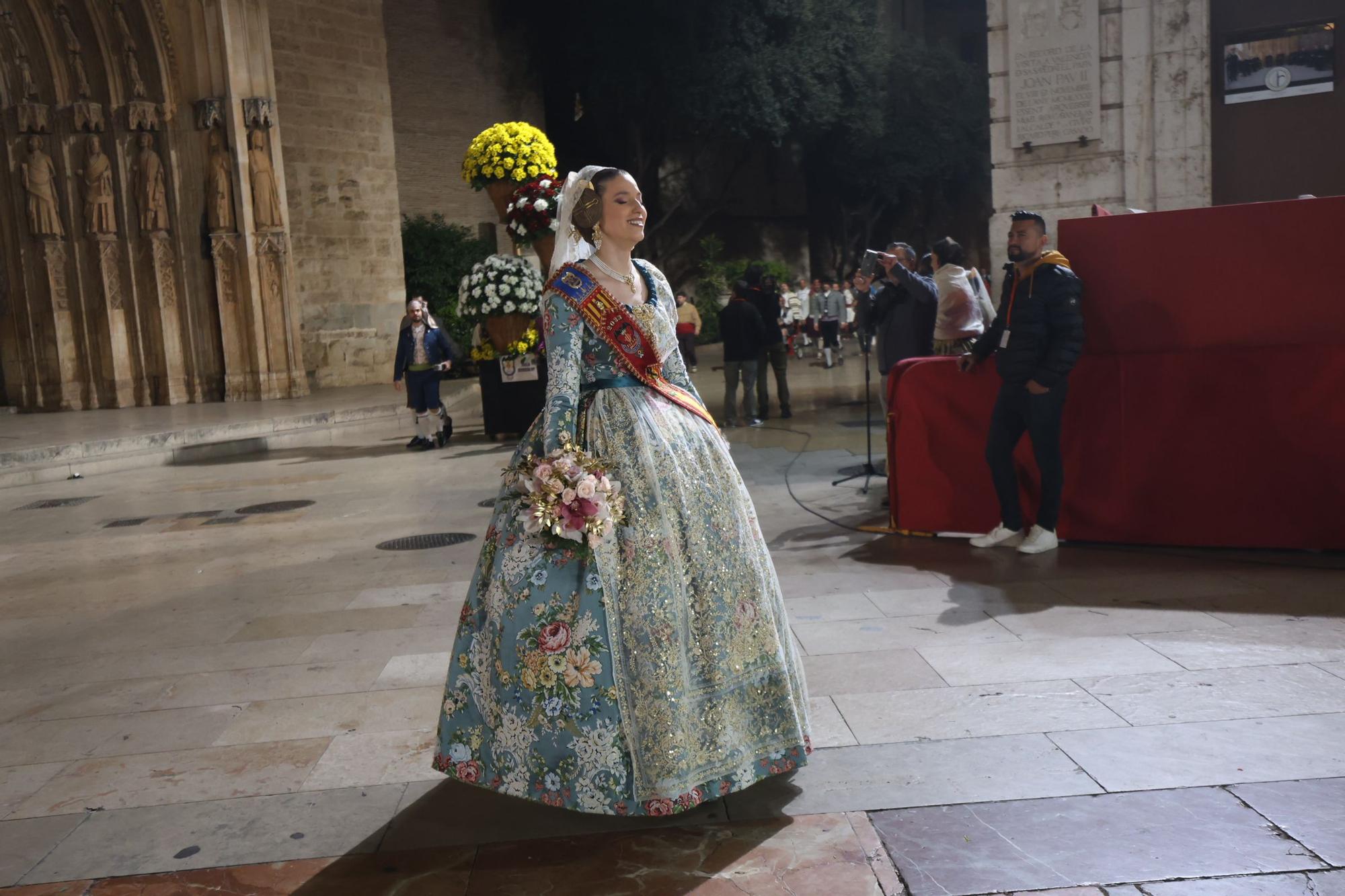 Ofrenda 2023 | Falleras Mayores e Infantiles de comisiones del 17 de Marzo (y II)