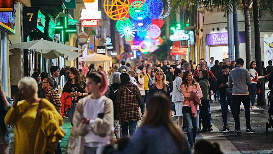 Alumbrado navideño en Santa Cruz, en 2019. | | ANDRÉS GUTIÉRREZ