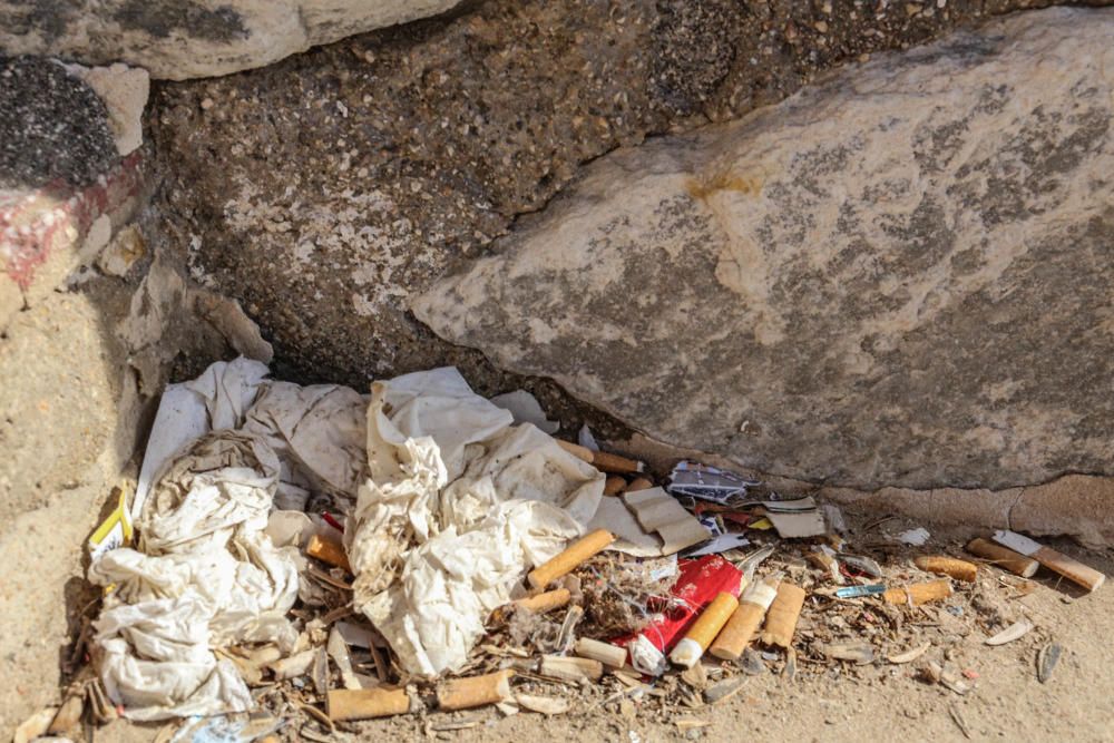 Deficiencias en accesos a la playa del Acequión