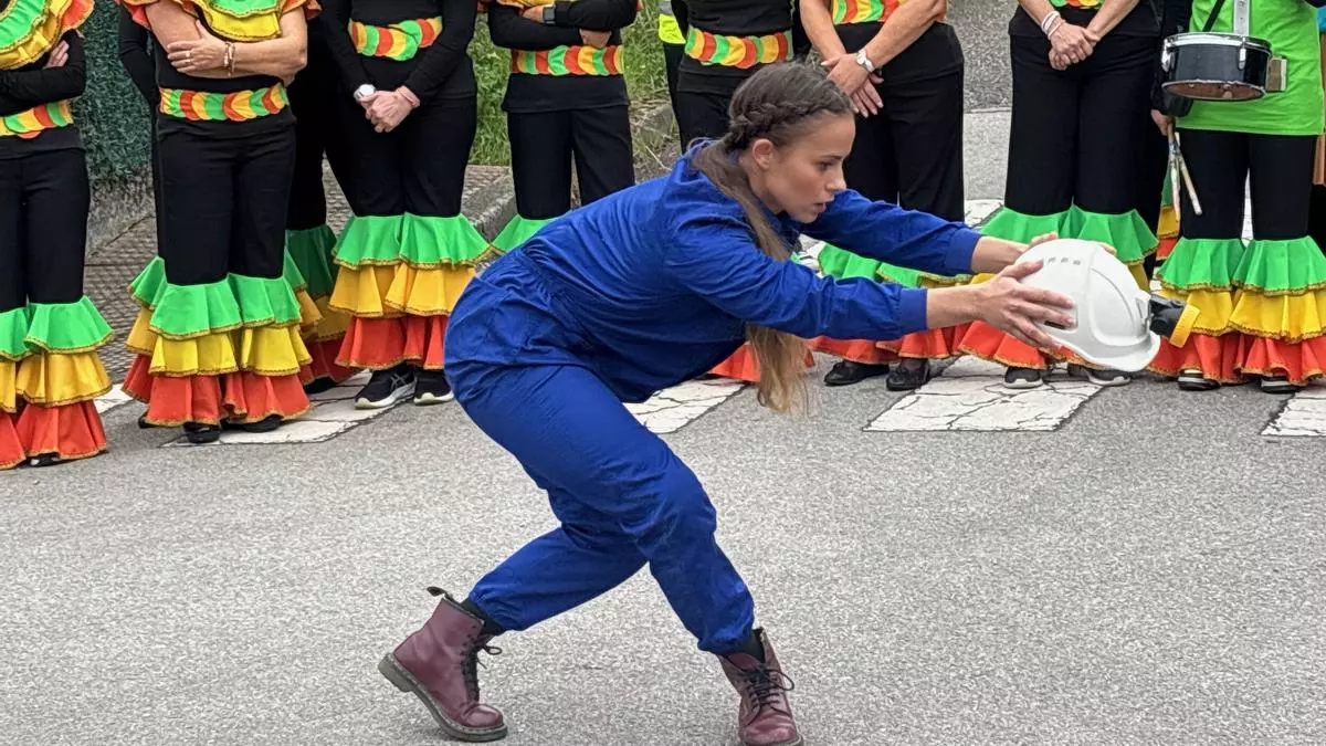 El Filandón de Llanera emociona en Villabona y Bonielles: de la danza minera de Gloria Borge al homenaje a María Fernández, pionera en el fútbol
