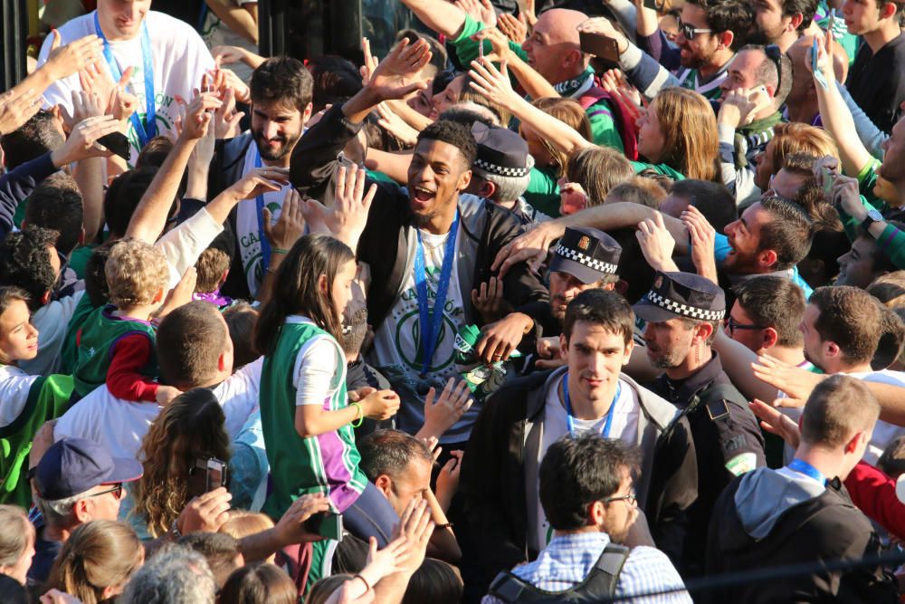 Málaga se lanza la calle para celebrar la EuroCup