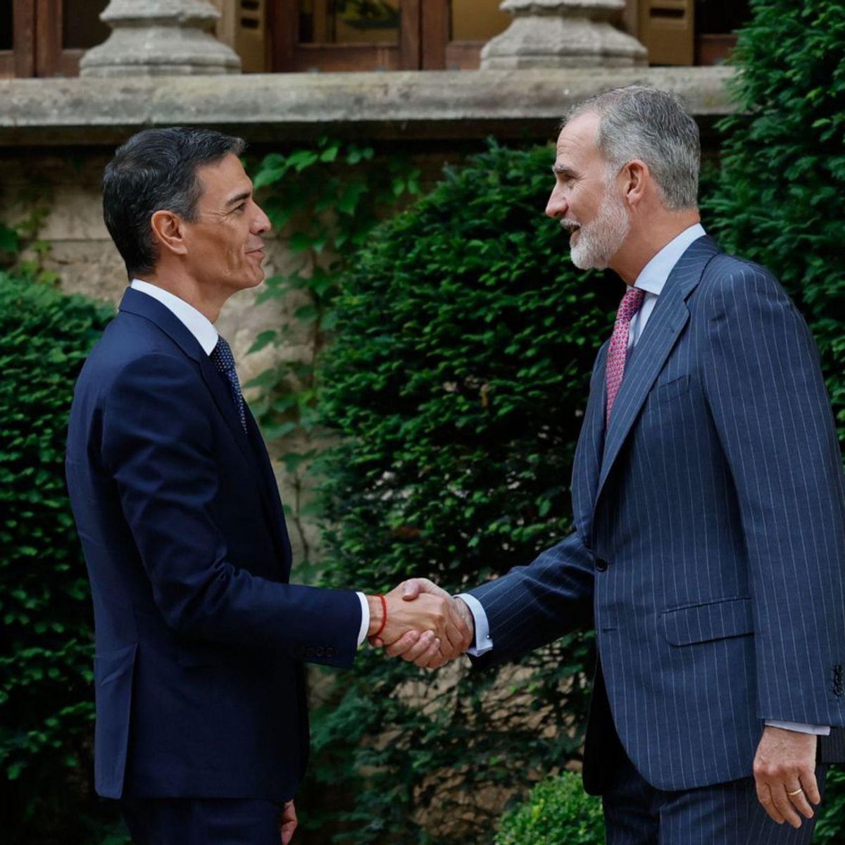 Sánchez manté el suport al fiscal després de reunir-se amb Felip VI a Palma Sánchez manté el suport al fiscal després de reunir-se amb Felip VI a Palma