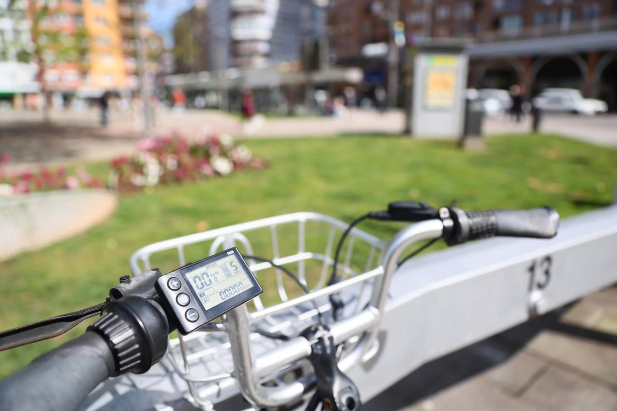 EN IMÁGENES: Los usuarios de las bicicletas de alquiler en Avilés, críticos con el estado del servicio EN IMÁGENES: Los usuarios de las bicicletas de alquiler en Avilés, críticos con el estado del servicio