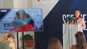 La nueva presidenta autonómica de Cruz Roja en Andalucía, Rosario García, presenta la Memoria de Actividad de la organización en 2022.