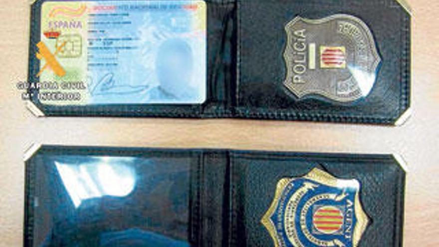 La Guardia Civil arresta a un joven en Eivissa que simulaba ser agente de la Policía Local