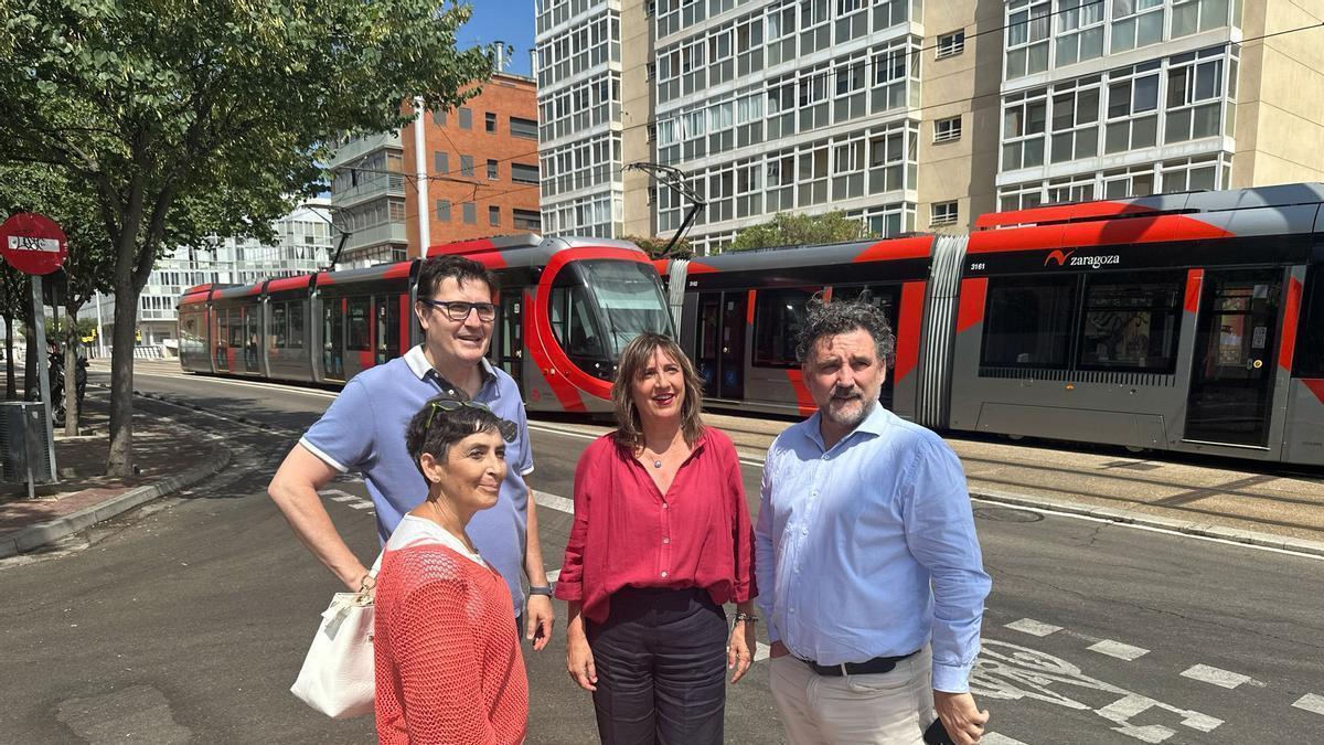 La portavoz del PSOE en el Ayuntamiento de Zaragoza, este martes en Parque Goya.