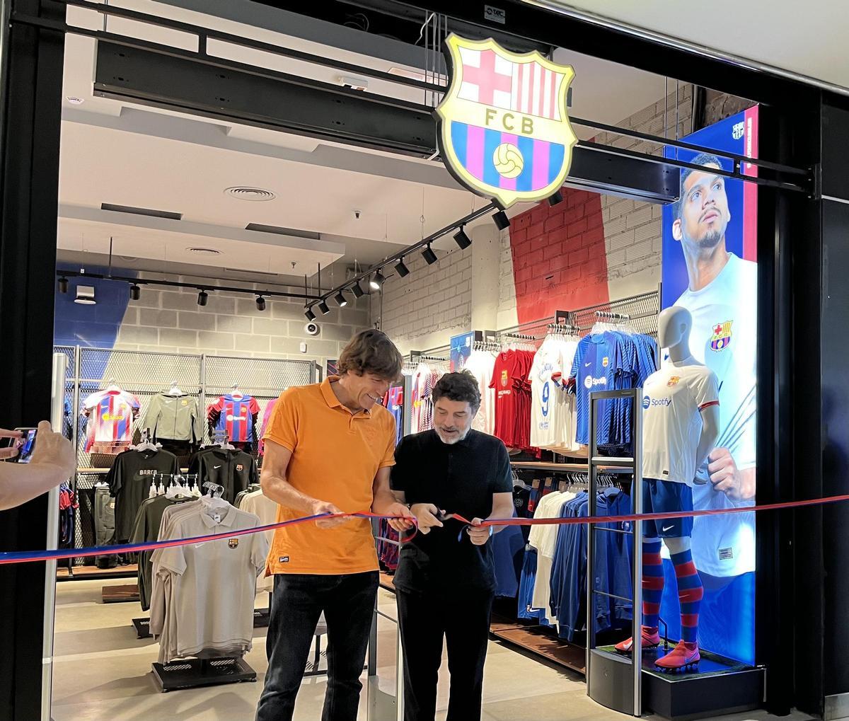 ¡Así luce la rompedora nueva camiseta blanca del Barça!