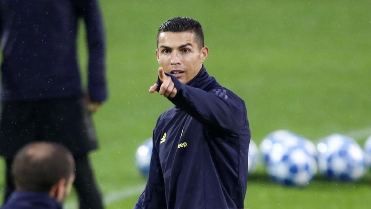 Ronaldo durante el entrenamiento previo al encuentro