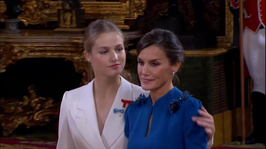 El gesto viral (y muy de madre) de la Reina Letizia con la Princesa de Asturias