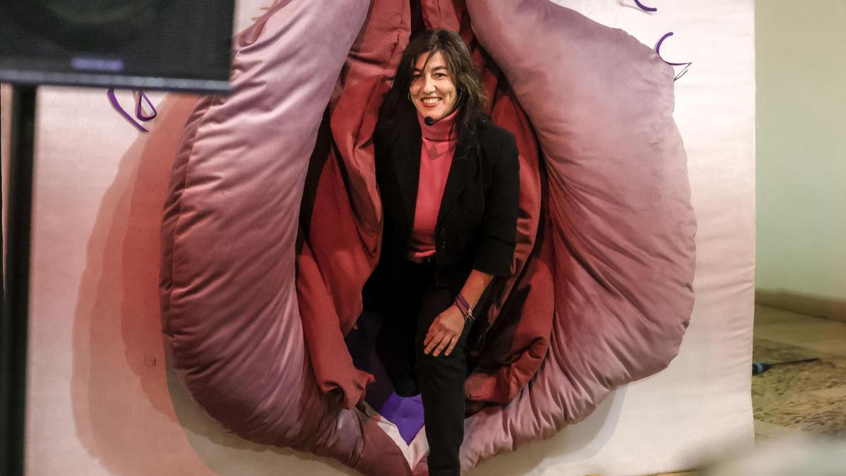 Performance reivindicativa sobre la Vulva: "Viva la vulva, vulva la vida"