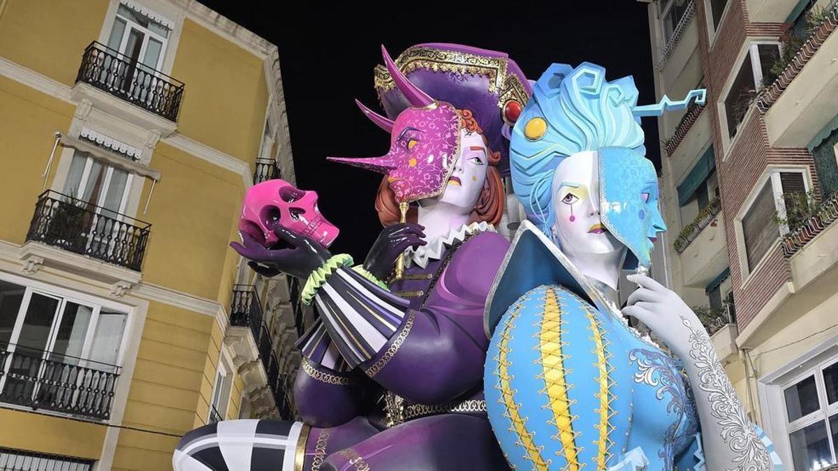Plantà de las Fallas de València el 11 de marzo