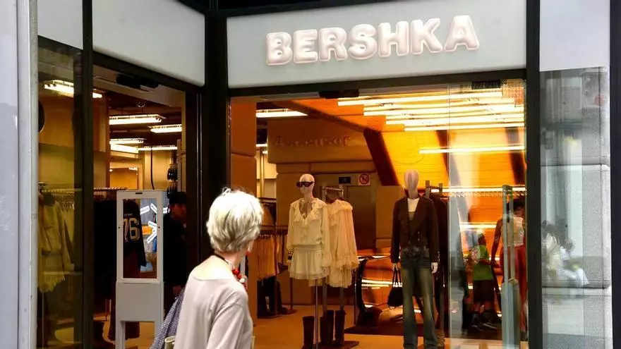 Así es la nueva imagen del Bershka de la plaza de Lugo