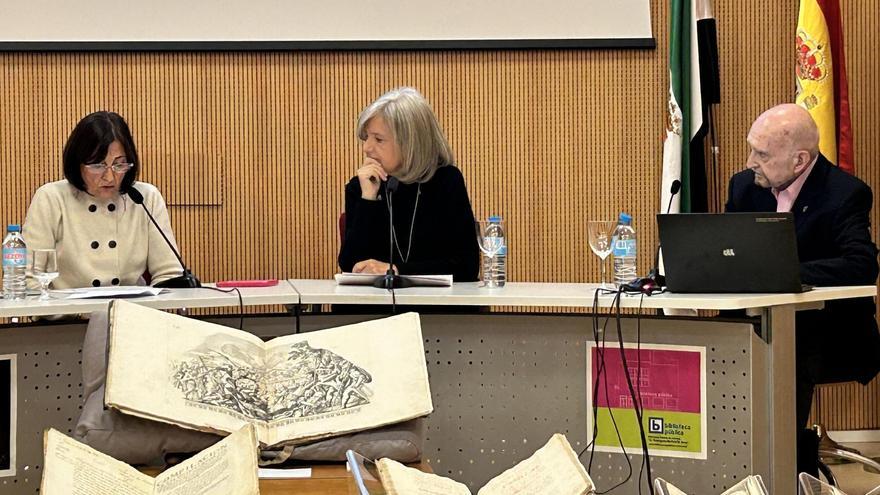 Presentación de la donación del legado documental de la familia Publio Hurtado.