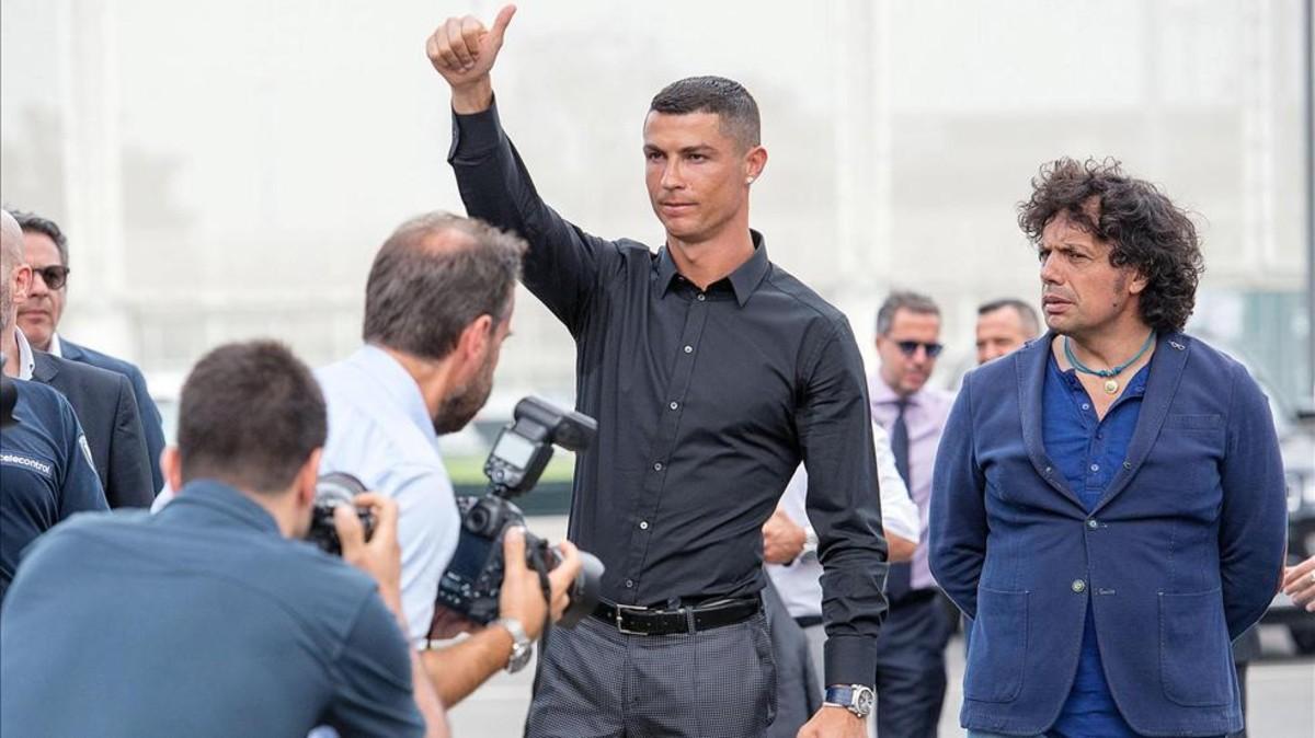 Cristiano Ronaldo, presentado por todo lo alto ante los medios