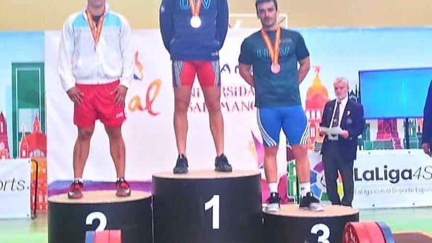 Sánchez, bronce en el estatal universitario de halterofilia