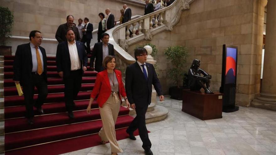 El partido de Ada Colau se desmarca del referéndum unilateral que plantea Puigdemont