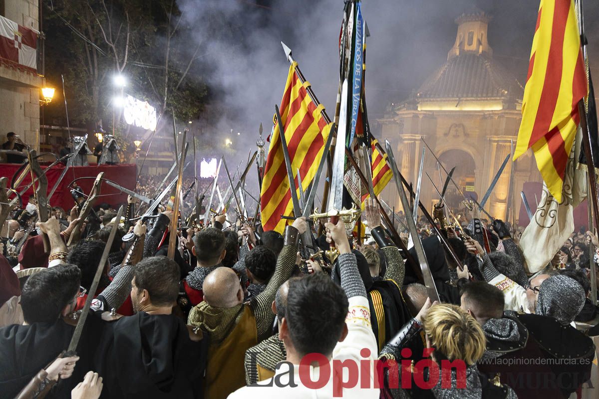 Fiestas de Caravaca | Procesión de día 3 de mayo (Procesión, parlamento y baño)
