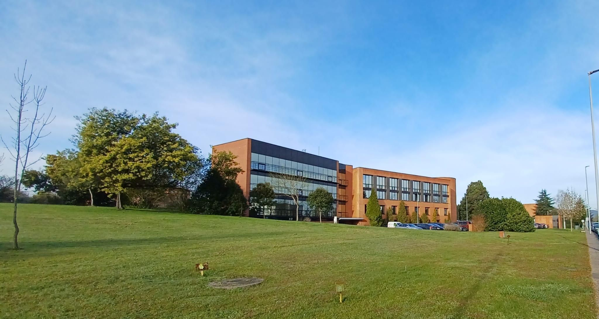Así es el Parque Tecnológico de Asturias, polo de innovación y uno de los mayores centros de trabajo de Llanera