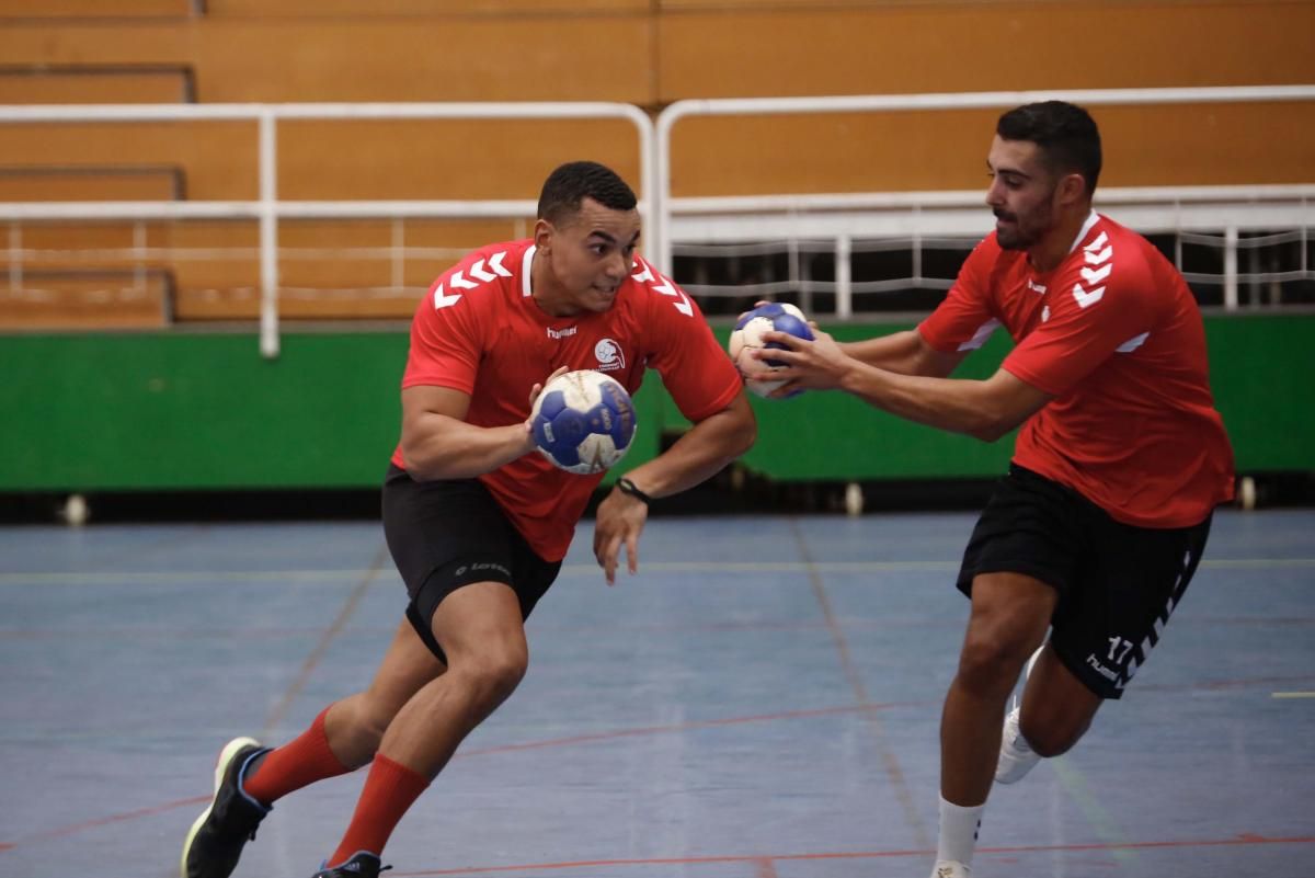 El Cajasur Córdoba Balonmano comienza a andar