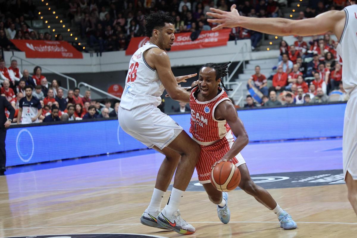Michael Forrest, del UCAM Murcia, en el partido de cuartos ante el Pallacanestro Reggiana.
