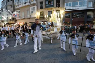 Pontevedra cumple con su Virgen Peregrina