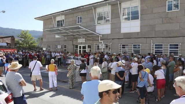 La Casa do Mar durante una de las protestas dominicales. | ALBA VILLAR