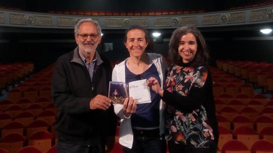 Enric Alegre, president Coral Eswèrtia, Núria Picas i Viviana Salisi