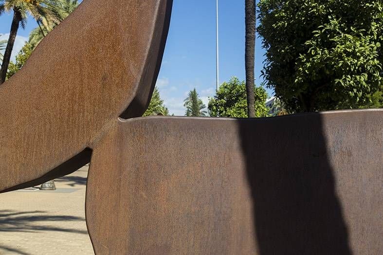Las esculturas de Méjica toman el paseo de la Victoria