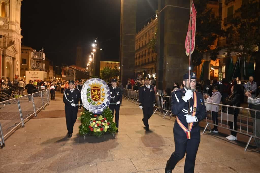 En imágenes | Zaragoza vive su día grande con la Ofrenda de Flores a la Virgen del Pilar