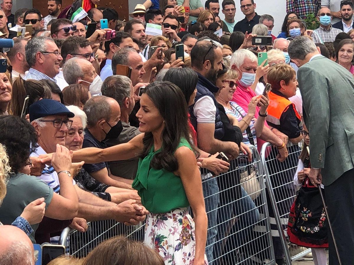 Los Reyes durante su visita a Las Hurdes