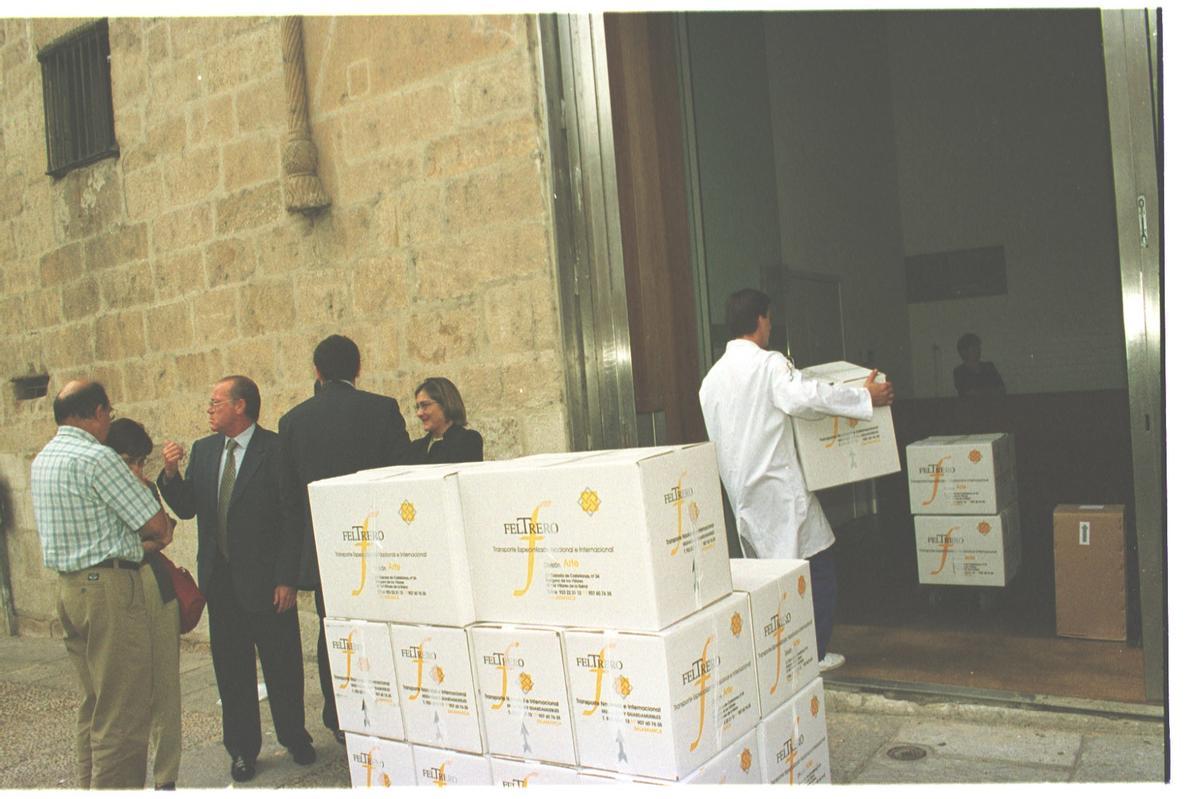 LA OBRA LEGADO DE BALTASAR LOBO LLEGA A ZAMORA , DEPOSITADAS LAS PIEZAS EN EL MUSEO DE ZAMORA PARA SU LIMPIEZA Y CATALOGACION