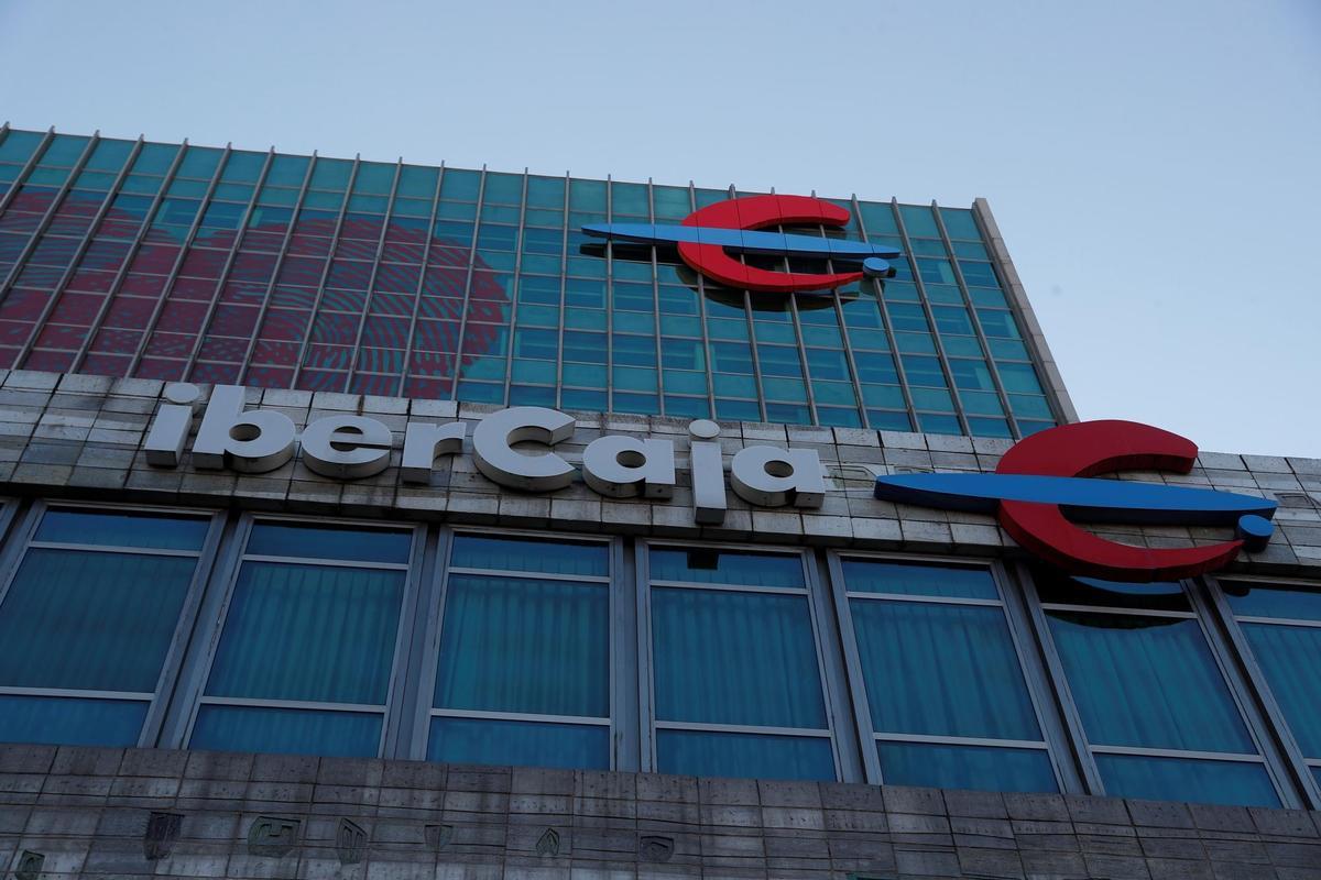 Ibercaja posposa la seva sortida a borsa davant l’alta volatilitat del mercat