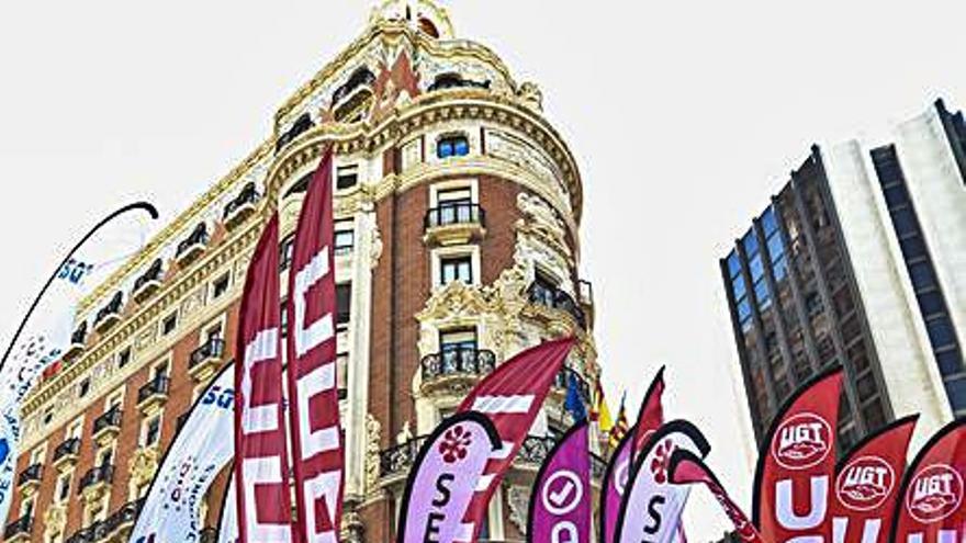 Protesta en València el martes. | G. CABALLERO