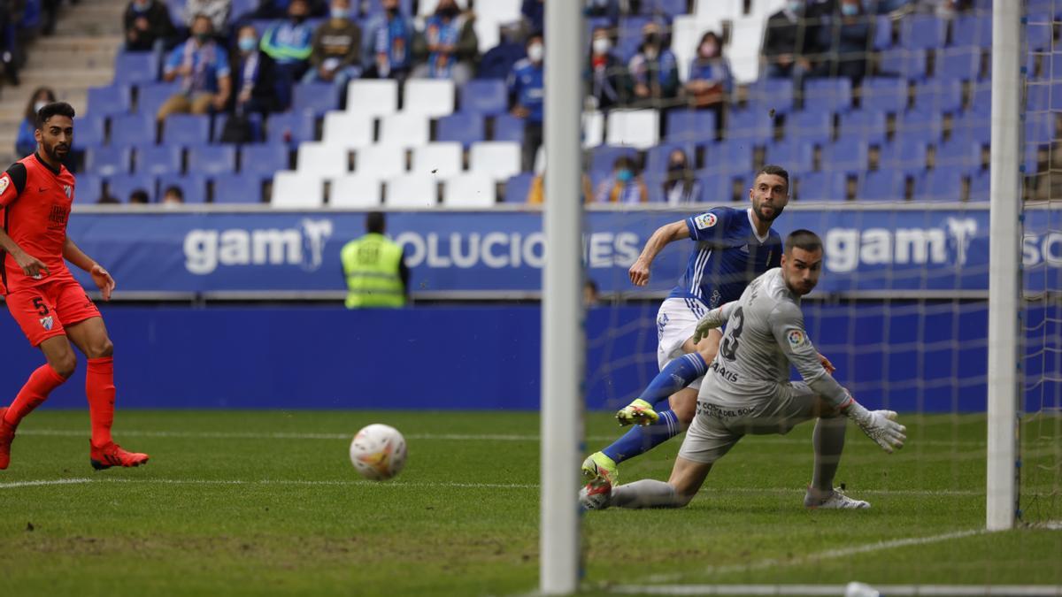 El partido del Oviedo, en imágenes