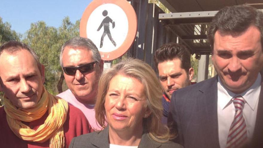 La alcaldesa de Marbella, a la salida de la reunión.