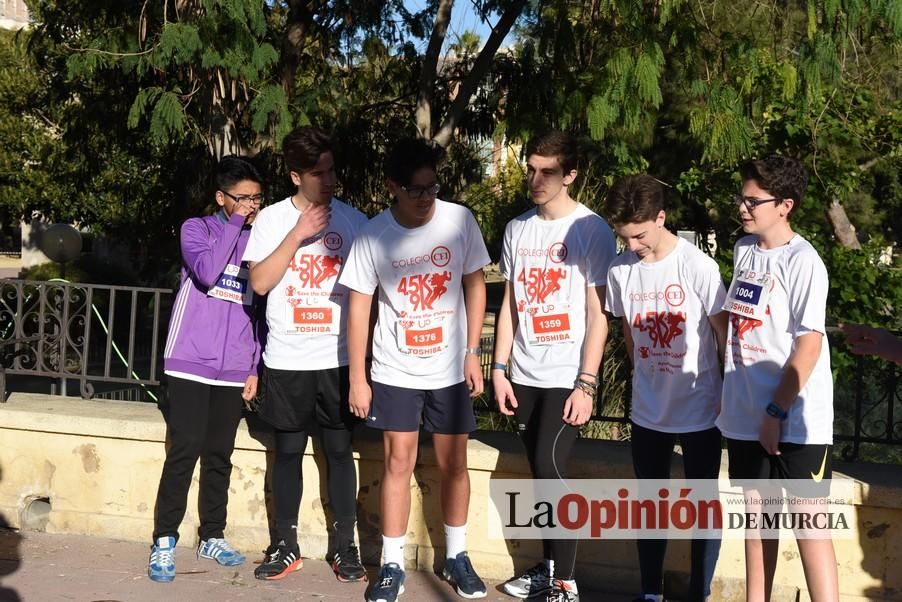 Carrera del Colegio CEI en favor de Save the Children