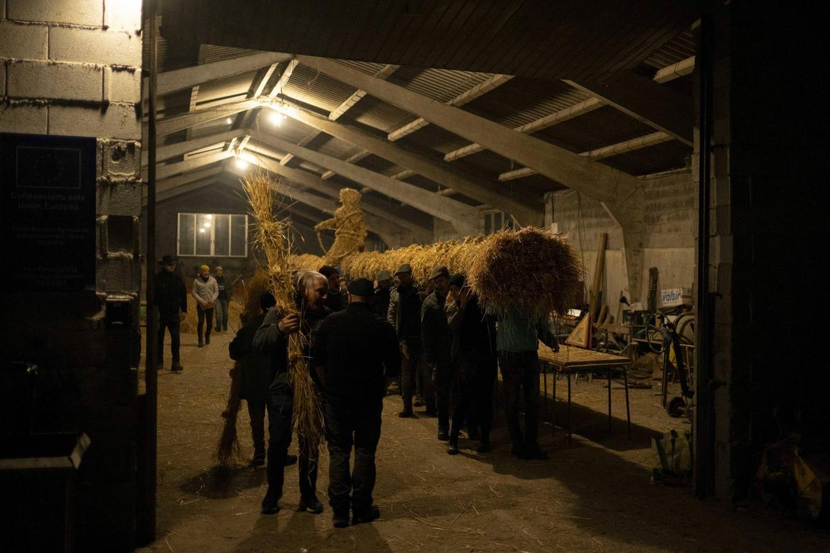 A Festa dos Fachós alumea un ano máis Castro Caldelas