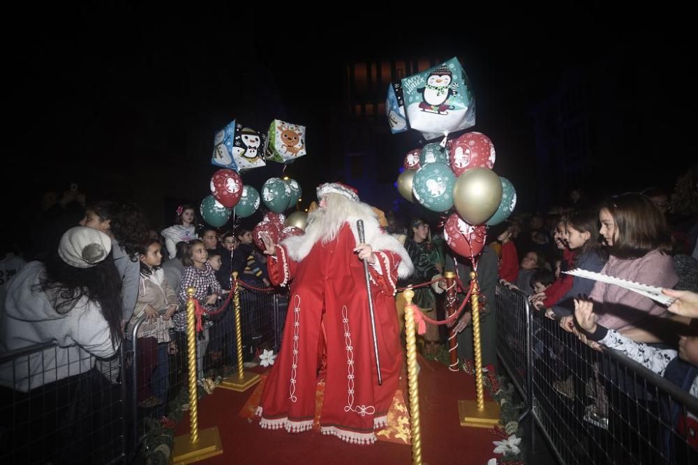 Así ha llegado Papa Noel a Murcia