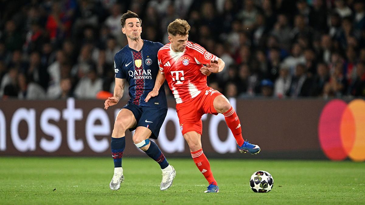 Fabian Ruiz del Paris Saint-Germain's y Joshua Kimmich del Bayern Munich en el partido de la UEFA Champions League