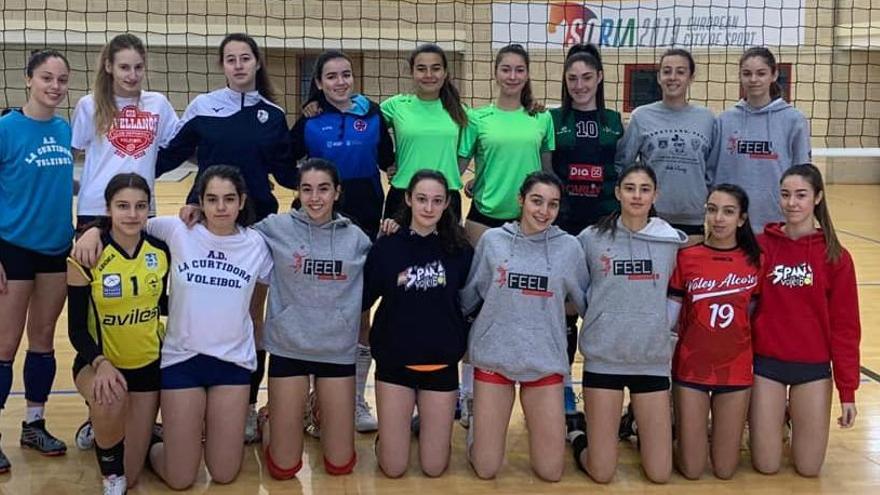 El grupo de las jugadoras que participó en la concentración