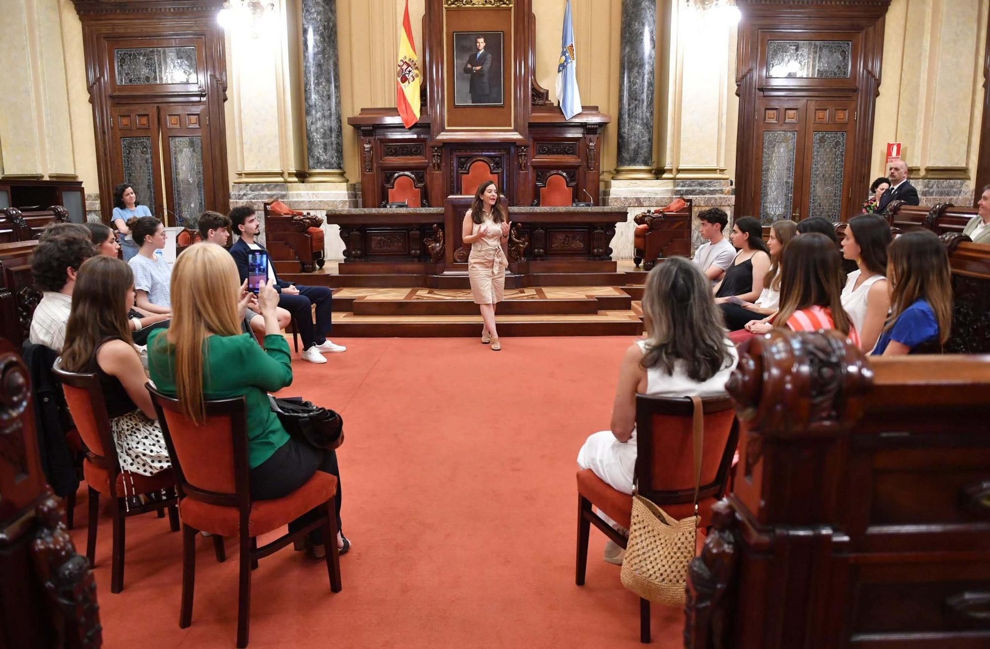 Homenaje en María Pita a los alumnos con mejores expedientes en la PAU 2025