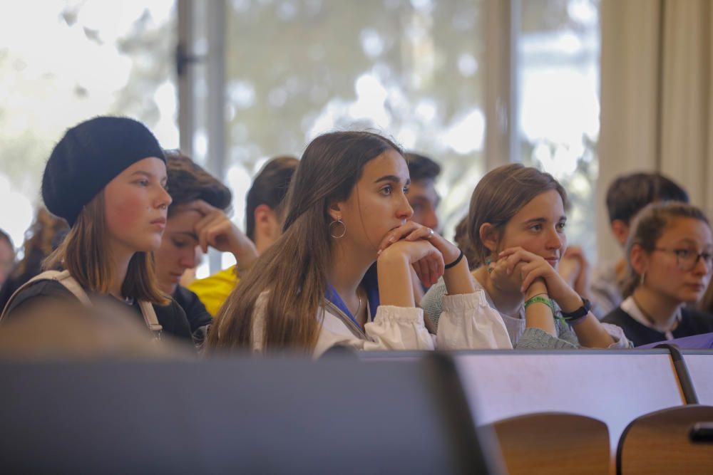 Dos testigos de la represión en la UIB: Magdalena y Lila cuentan la Historia