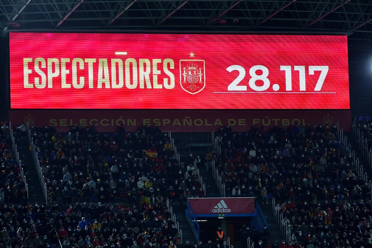 Una imagen del marcador de Riazor anunciando los espectadores del España-Islandia.