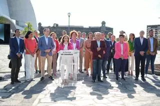 Rosa Dávila presenta un equipo «para recuperar a Tenerife»