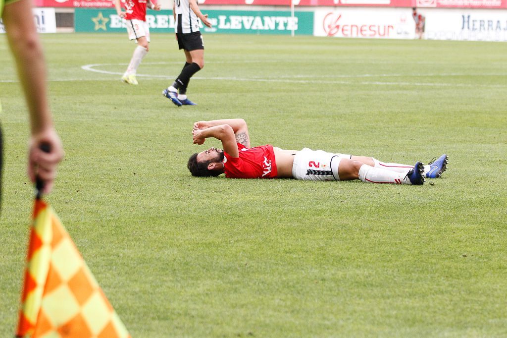 El Real Murcia no levanta cabeza (0-0)