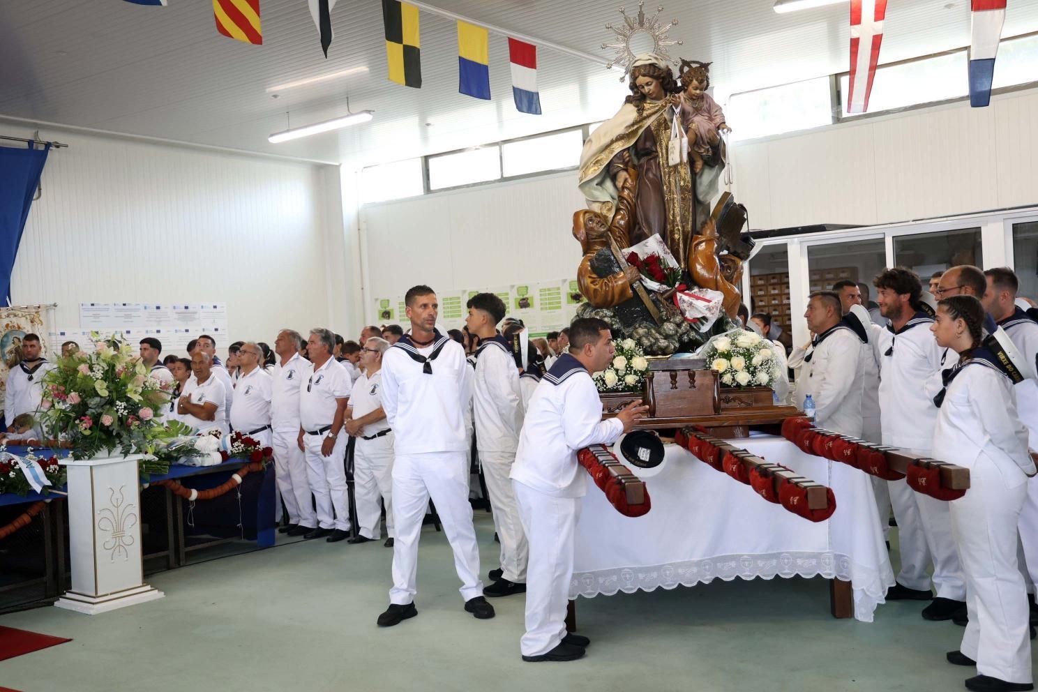 A Illa rompe récords en la procesión del Carmen